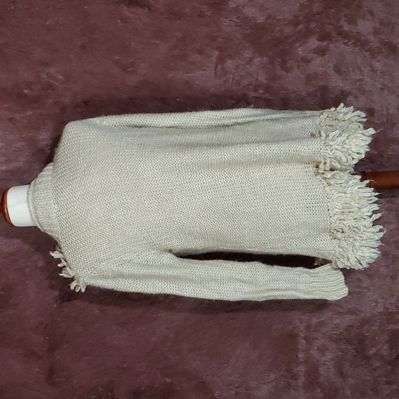 Gaby & Eden Shabby Chic Cardigan Sweater - Picture 4 of 7